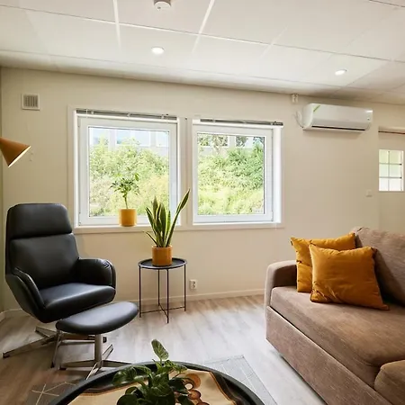 Tasteful In With Parking