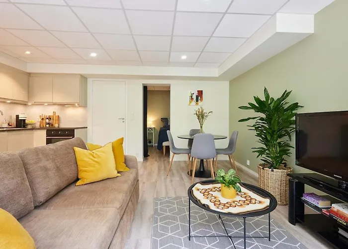 Apartment Tasteful In With Parking