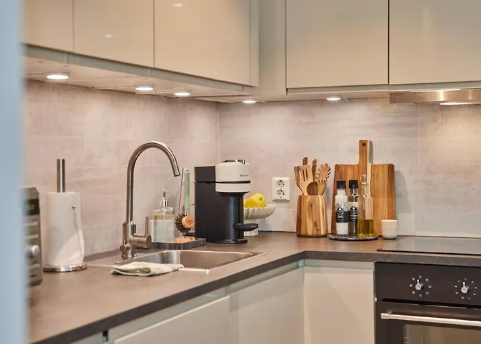 Tasteful In With Parking Apartment