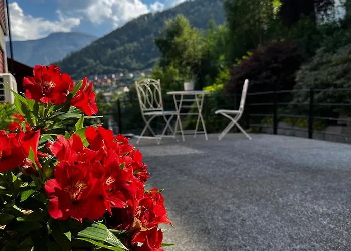 Tasteful In With Parking Sogndal