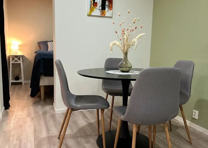 Tasteful In With Parking Sogndal